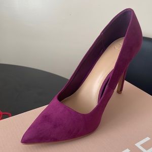 They are shoes that make you look elegant with jeans or dress pants.